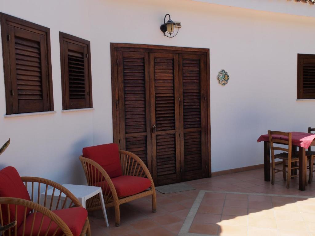 Relais Le Nereidi Hotell San Vito Lo Capo Rum bild